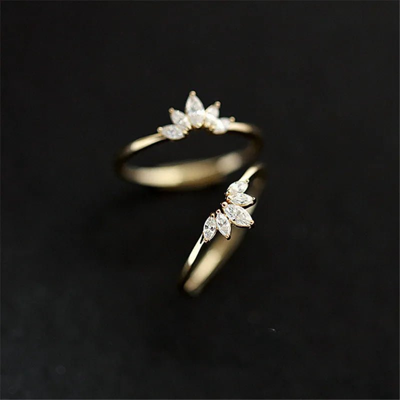 925 Sterling Silver Pavé Crystal Plating 14k Gold Crown Ring - LaVie Jewelery