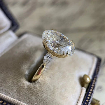 Oval Cubic Luxury Zirconia Wedding Bands - LaVie Jewelery