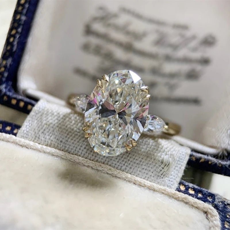 Oval Cubic Luxury Zirconia Wedding Bands - LaVie Jewelery