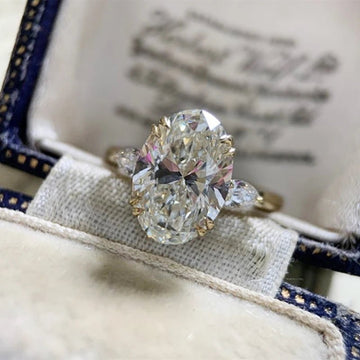 Oval Cubic Luxury Zirconia Wedding Bands - LaVie Jewelery
