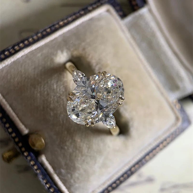 Oval Cubic Luxury Zirconia Wedding Bands - LaVie Jewelery