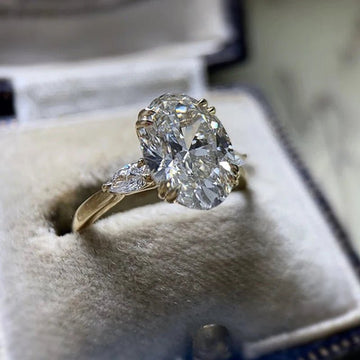 Oval Cubic Luxury Zirconia Wedding Bands - LaVie Jewelery