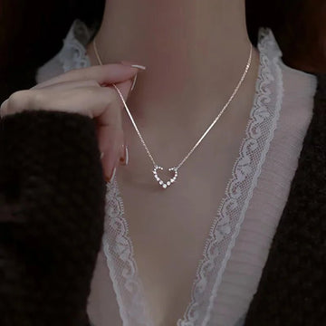 Irregular Baroque Pearl Pendant Necklace - LaVie Jewelery