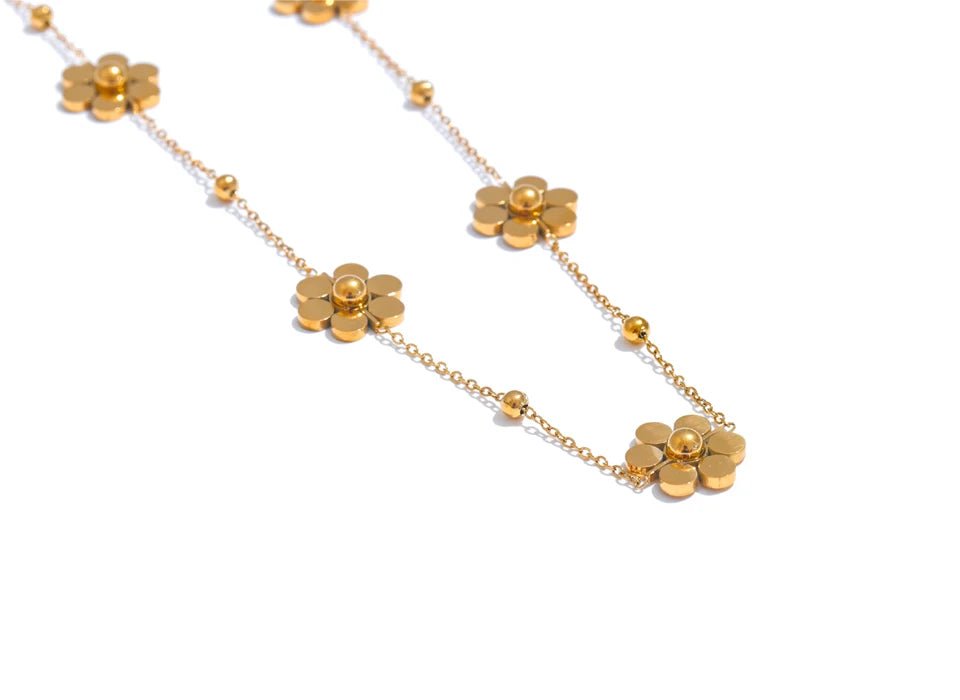 Stainless Steel Flower Chain Fashion Necklace - LaVie Jewelery