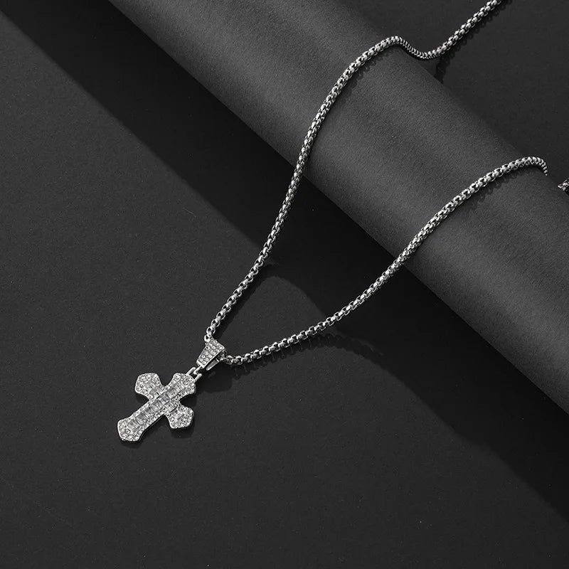 Stainless Steel Heart Pendant Choker Necklace - LaVie Jewelery