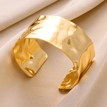 Exquisite Classic Gold Color Stainless Steel Bangles Cuff Bracelet - LaVie Jewelery