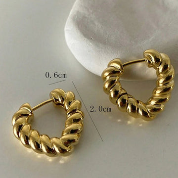 Gold Plating Twisted Heart Shape Hoop Earrings - LaVie Jewelery