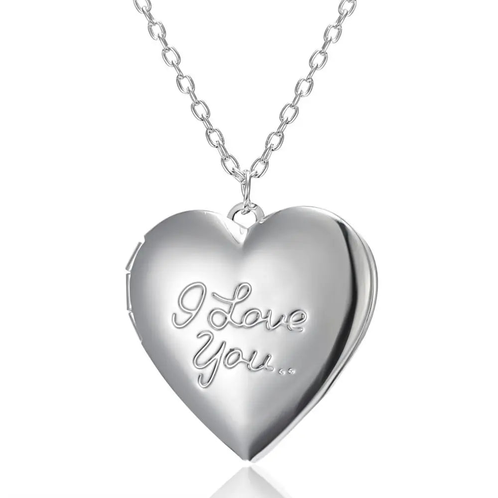 "The Timeless Keepsake" Heart Locket Necklace - LaVie Jewelery