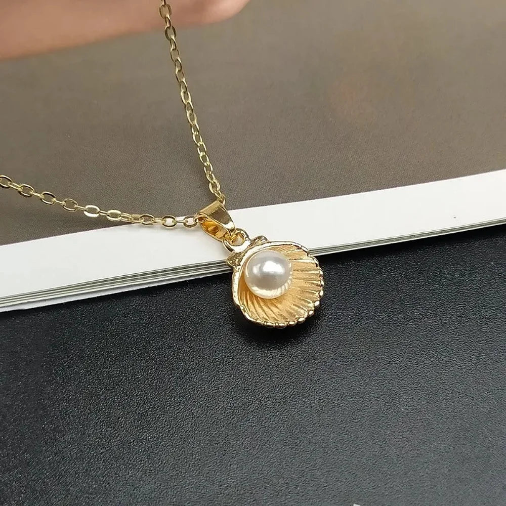 Pearl Shell Pendant Necklace - LaVie Jewelery