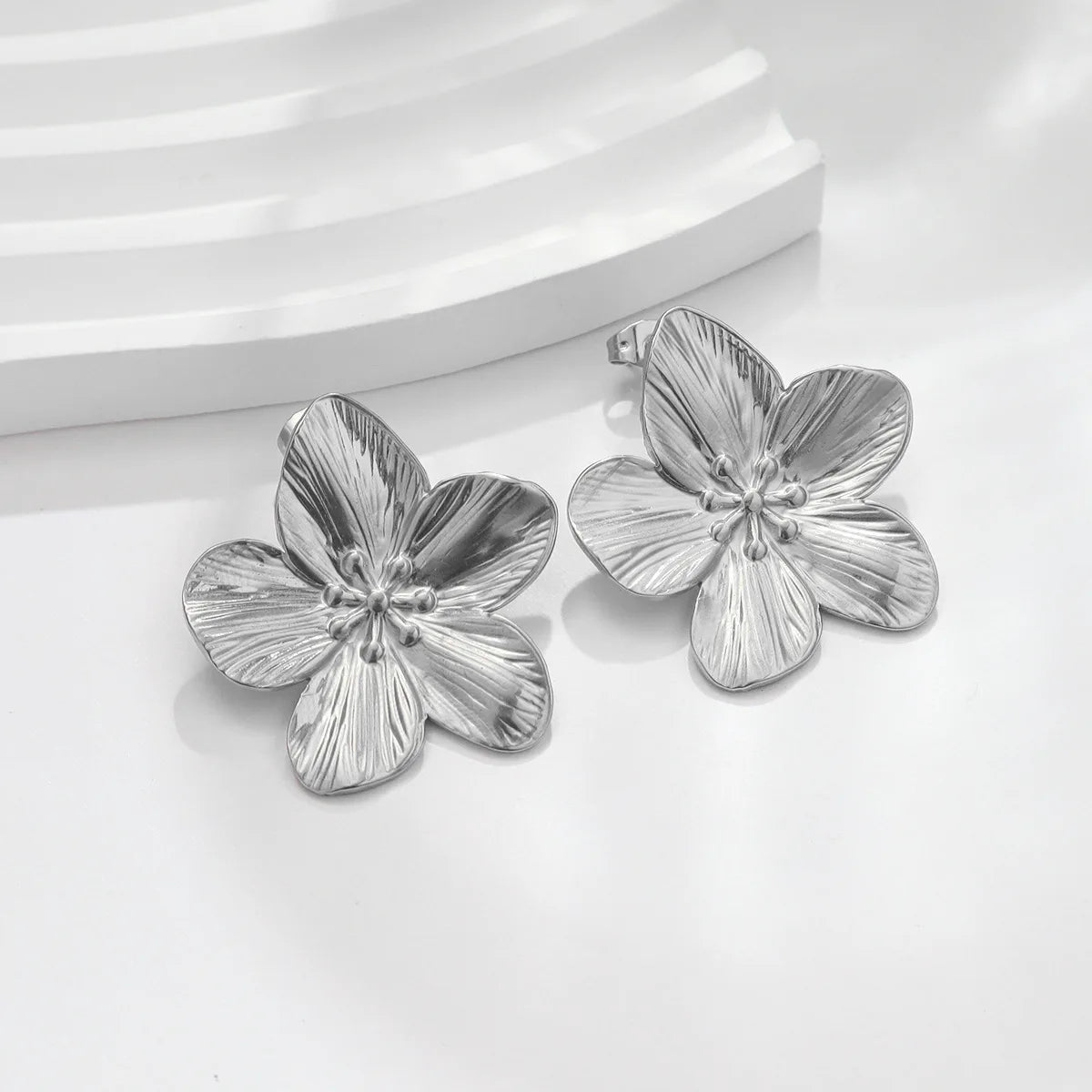 18K Gold Plated Stainless Steel Butterfly Stud Earrings - LaVie Jewelery