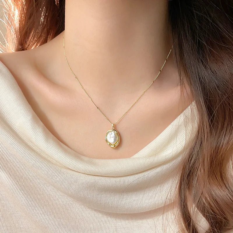 Irregular Baroque Pearl Pendant Necklace - LaVie Jewelery