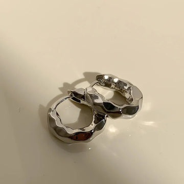 Irregular Oval Hoop Earrings - LaVie Jewelery