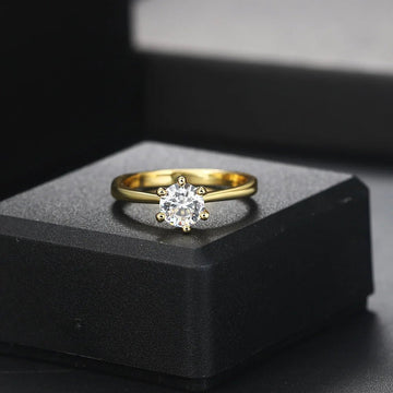 Crystal Wedding Ring - LaVie Jewelery