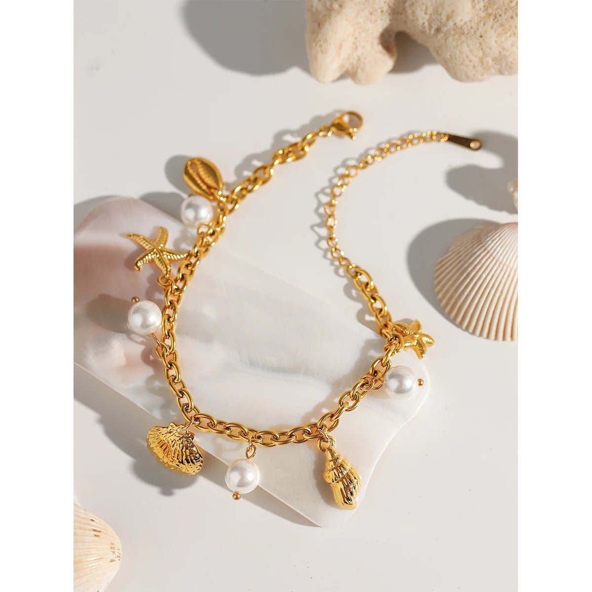 18K Gold PVD Plated Stainless Steel Pearl Shell Starfish Charm Bracelet - LaVie Jewelery