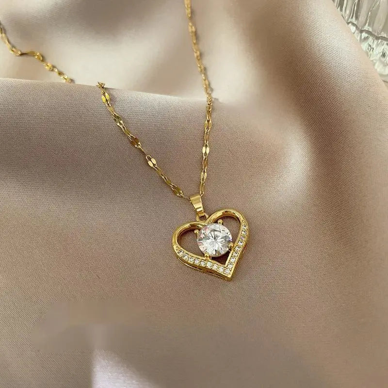 Elegant Hollow Heart Rhinestone Pendant Necklace - LaVie Jewelery