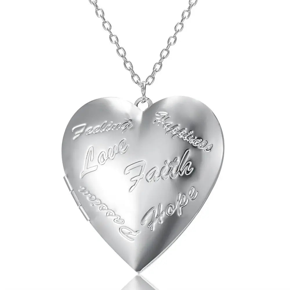 "The Timeless Keepsake" Heart Locket Necklace - LaVie Jewelery