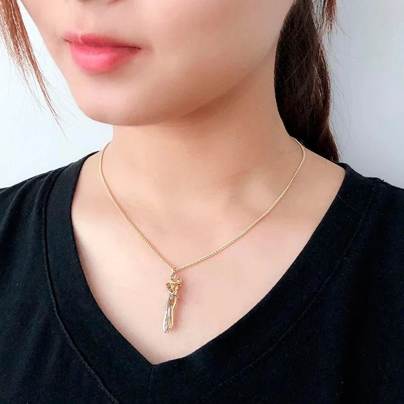 "The Eternal Embrace" Hugging Couple Necklace - The LaVie Jewelry