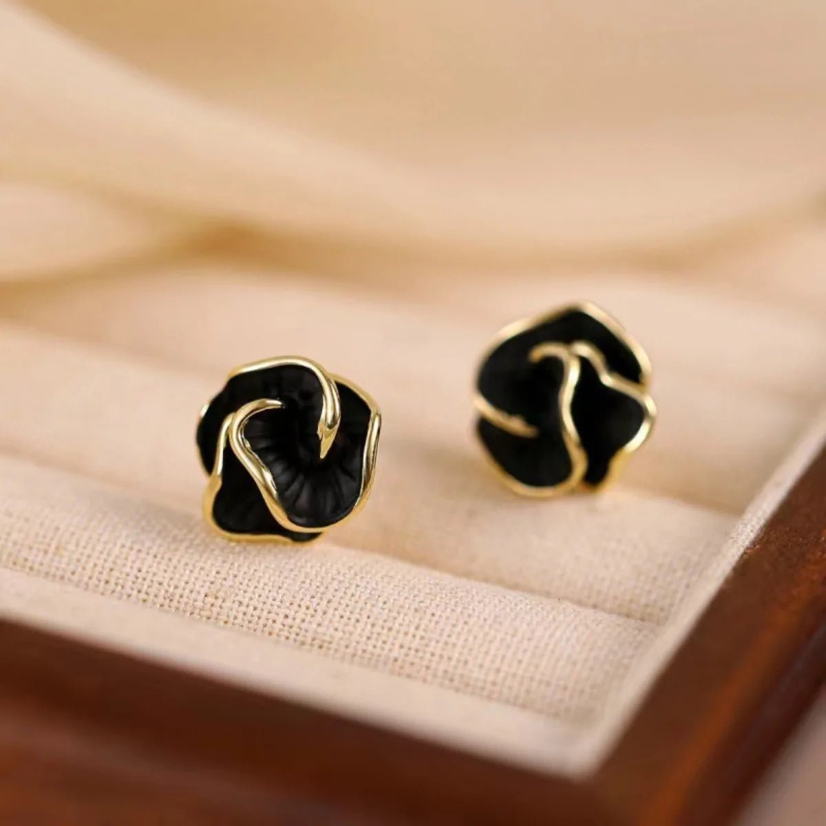 Luxury Camellia Stud Earrings - LaVie Jewelery