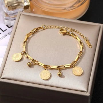 Gold Stainless Steel Pendant Bracelet - LaVie Jewelery