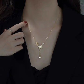 Irregular Baroque Pearl Pendant Necklace - LaVie Jewelery