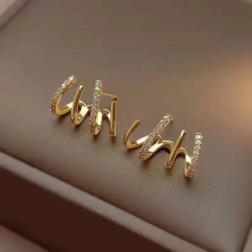 Crystal Rhinestone Claw Stud Earrings - LaVie Jewelery