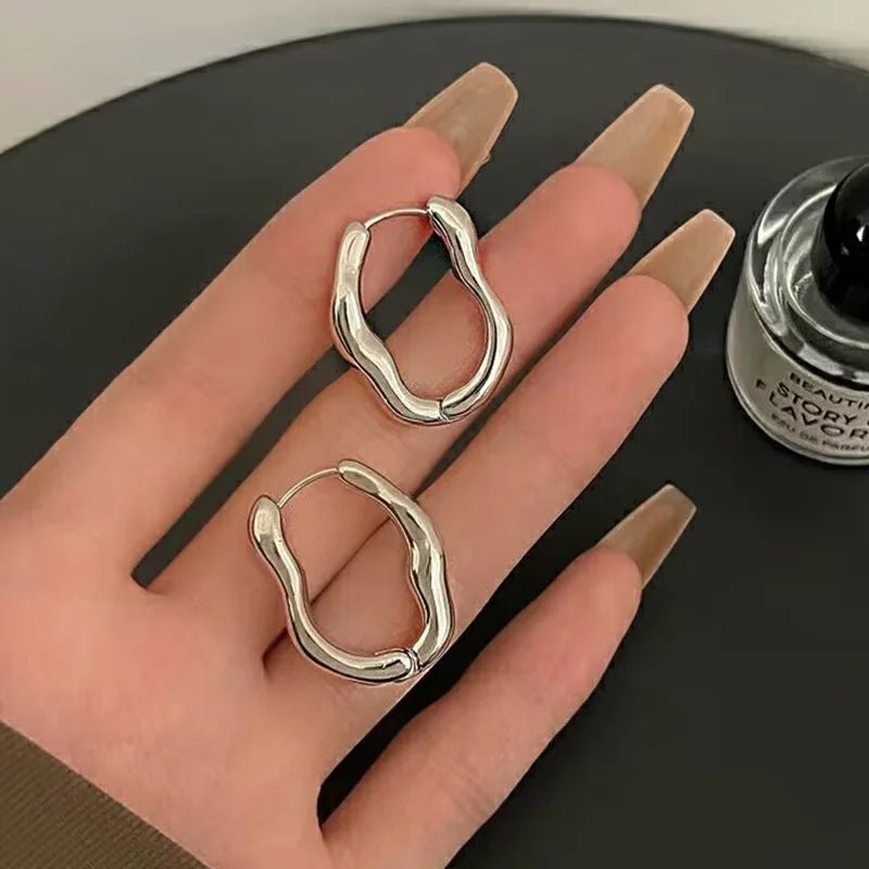 Irregular Oval Hoop Earrings - LaVie Jewelery