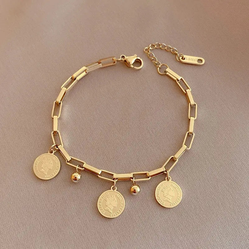 Gold Stainless Steel Pendant Bracelet - LaVie Jewelery